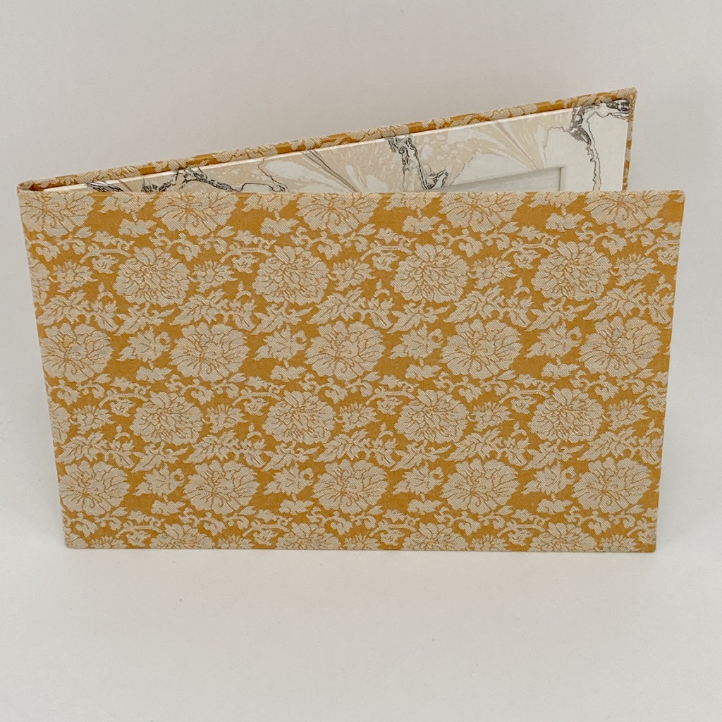 photo-frame-gold-floral-swirl